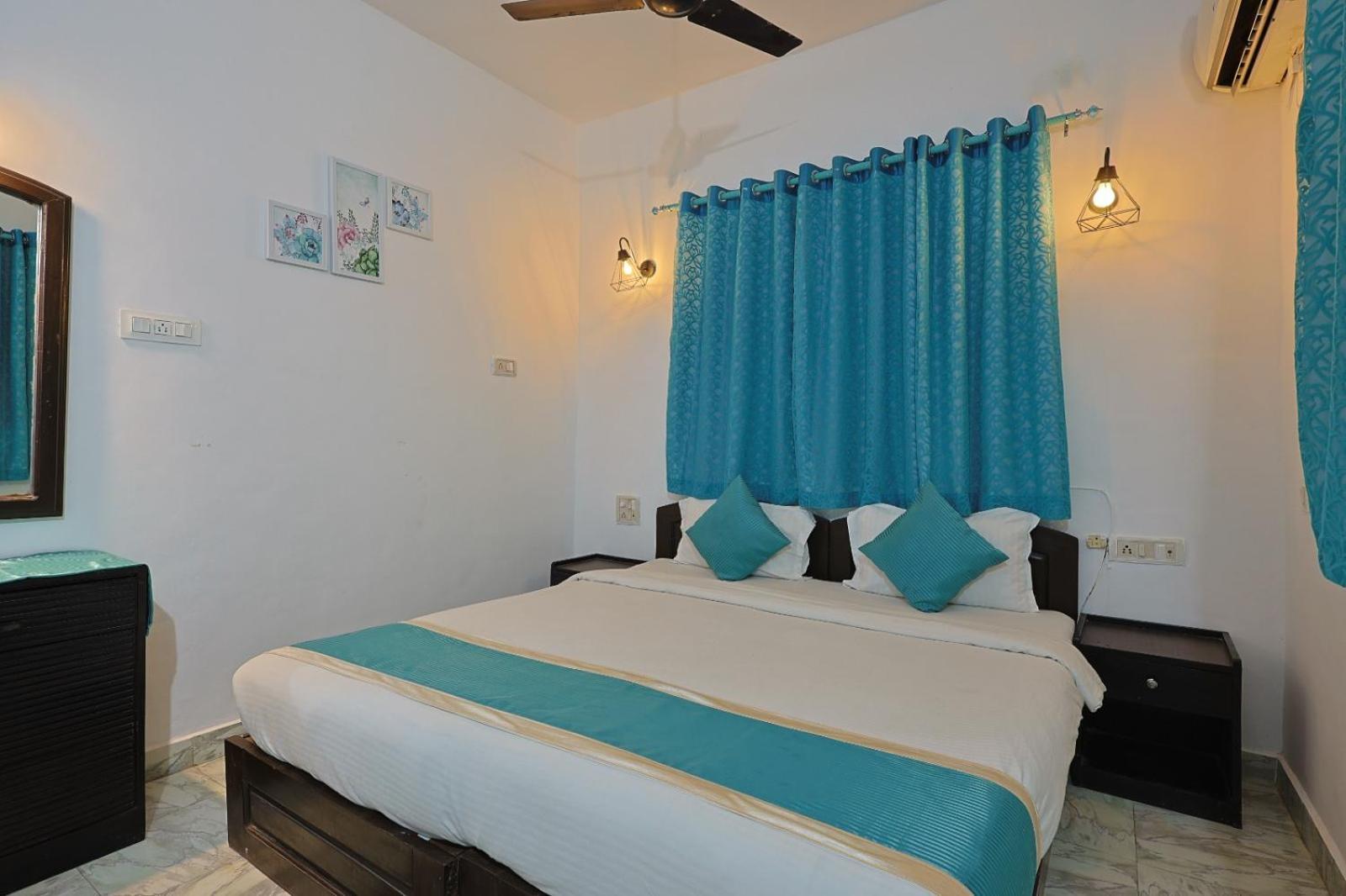 Baga Fantacia Beach Inn カラングート エクステリア 写真