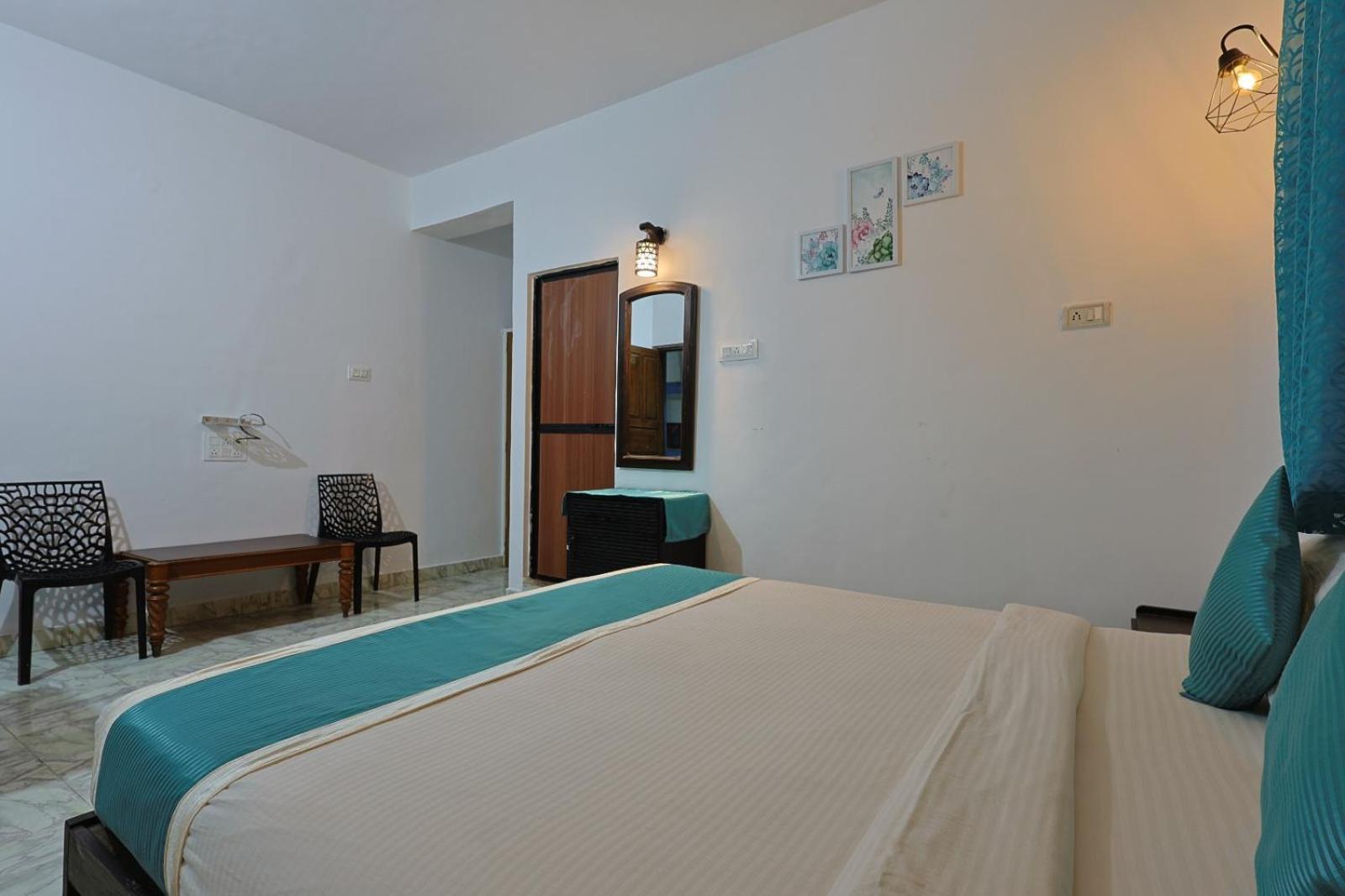 Baga Fantacia Beach Inn カラングート 部屋 写真